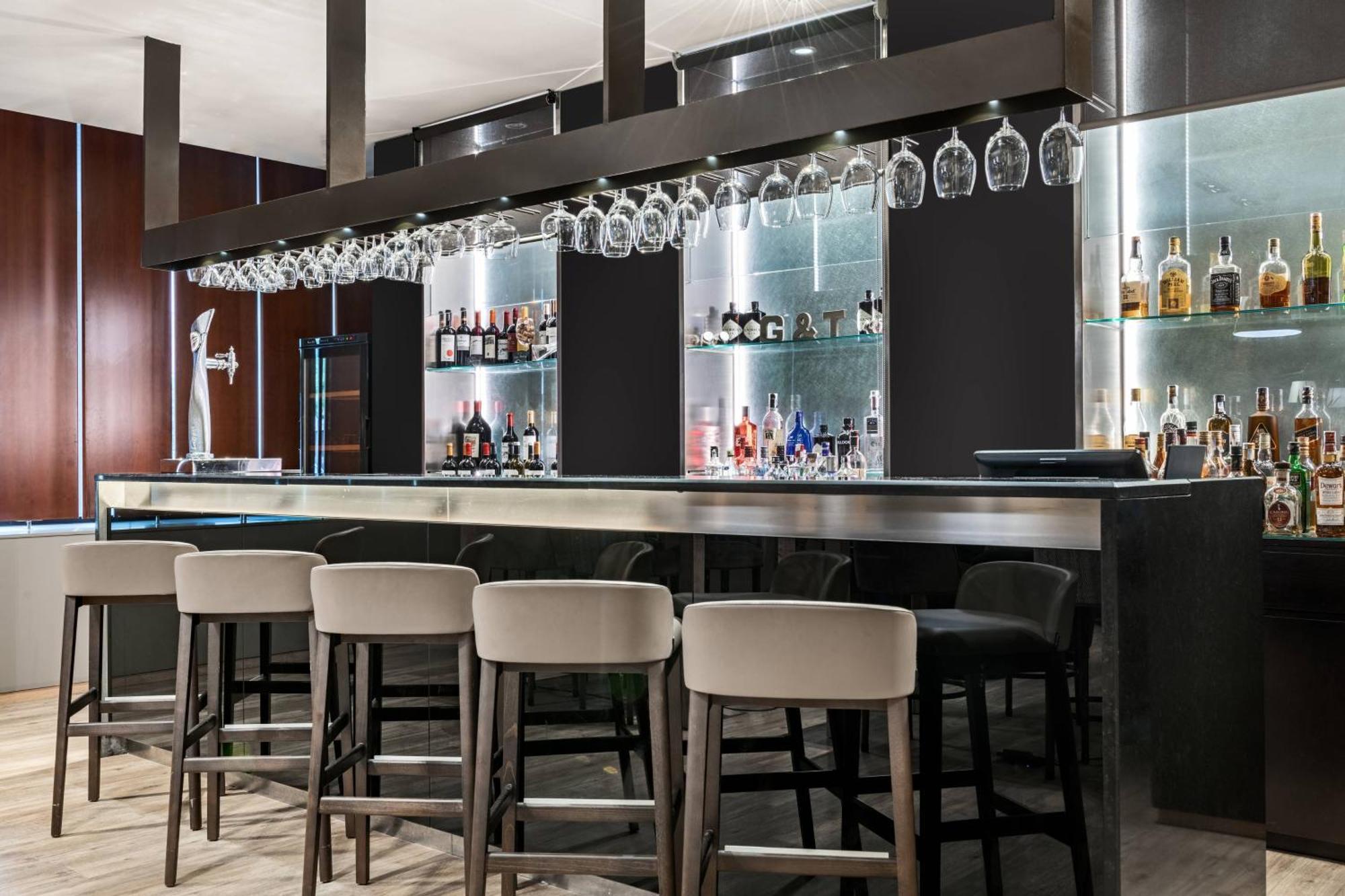 Ac Hotel La Rioja By Marriott Логроньо Екстериор снимка