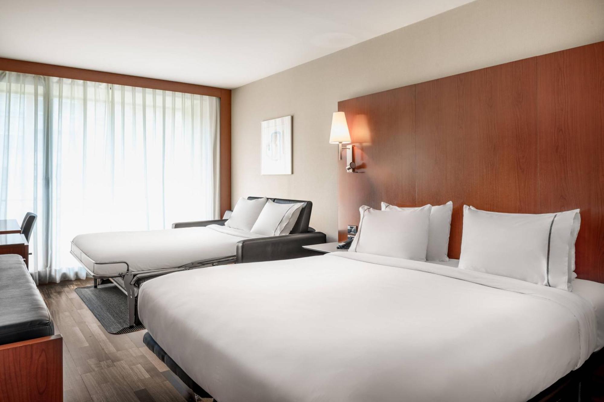 Ac Hotel La Rioja By Marriott Логроньо Екстериор снимка