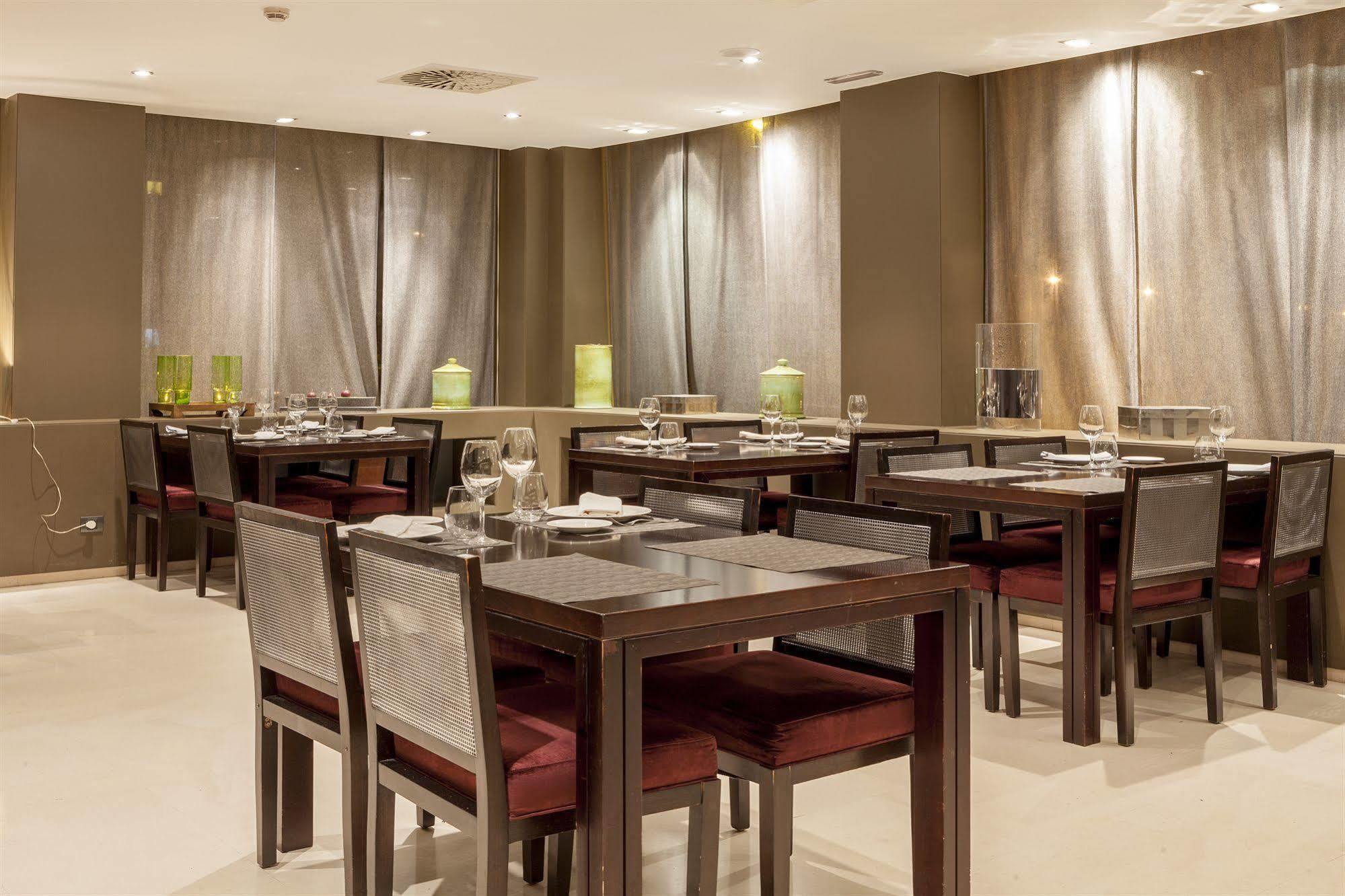 Ac Hotel La Rioja By Marriott Логроньо Екстериор снимка