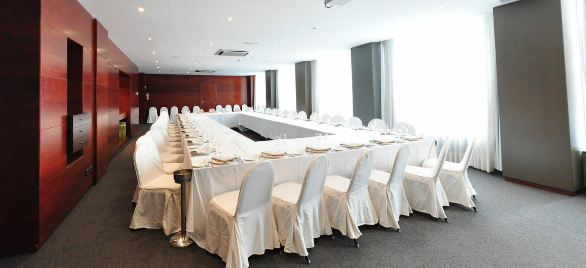 Ac Hotel La Rioja By Marriott Логроньо Екстериор снимка